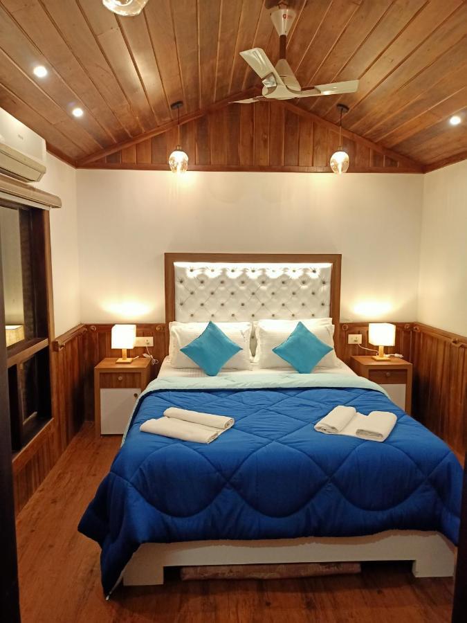 Hotel Why Not Houseboat Alappuzha Exterior foto