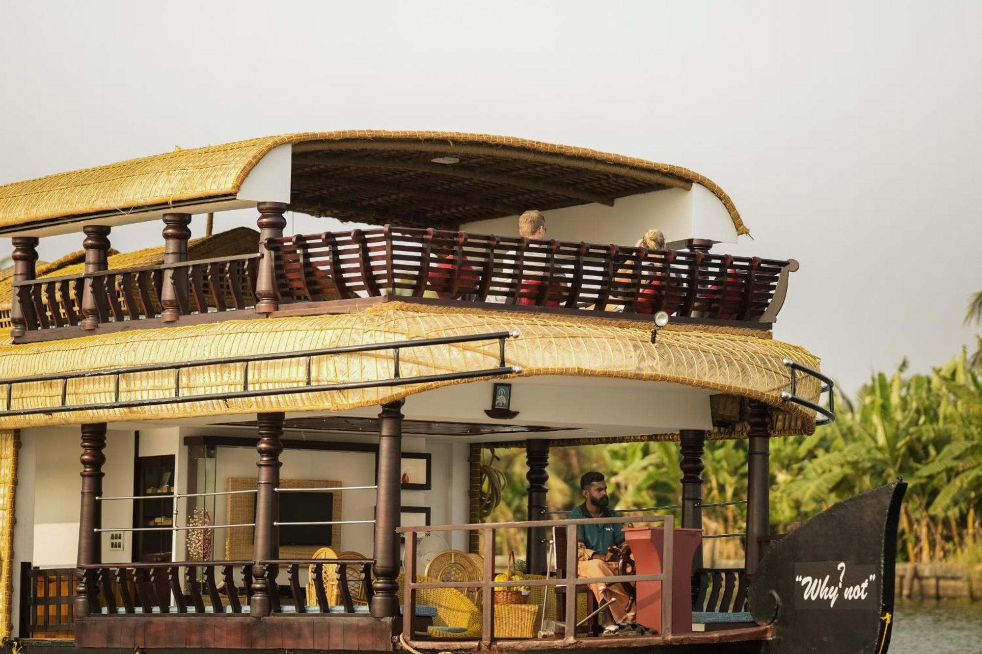 Hotel Why Not Houseboat Alappuzha Exterior foto