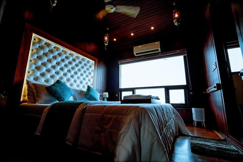 Hotel Why Not Houseboat Alappuzha Exterior foto